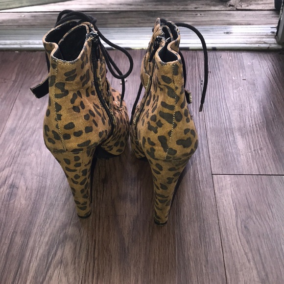 Booties - Picture 3 of 4